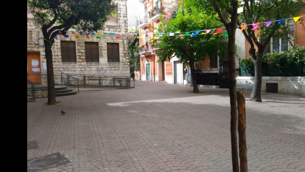 Alla Corte Della Suocera باري المظهر الخارجي الصورة